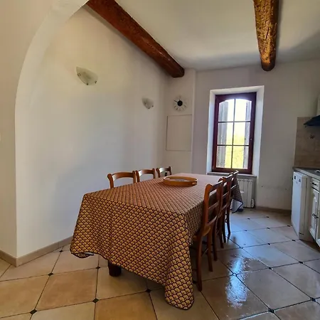 La Roche 10 *