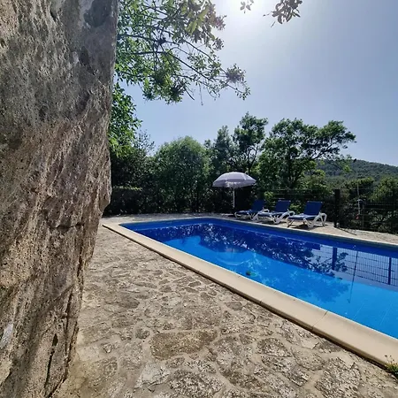 Casa vacanze La Roche 10 Aigues-Vives (Herault)
